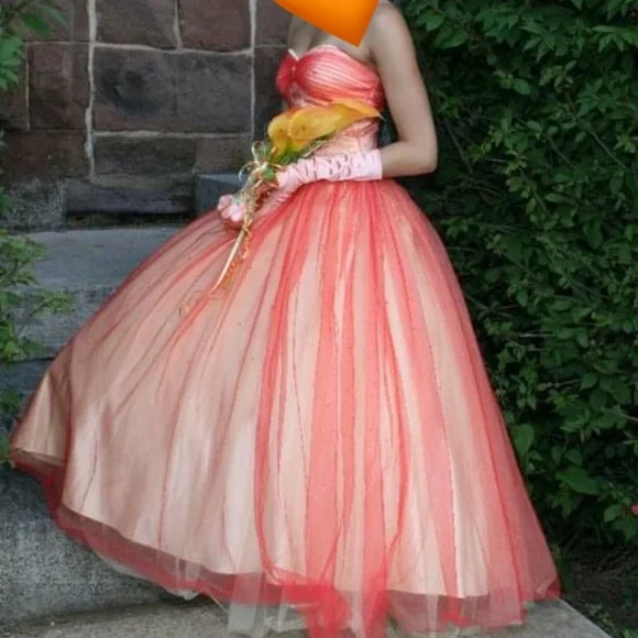👑✨ Blush Orange Sweet 16/Quinceañera Dress/Gown✨👑